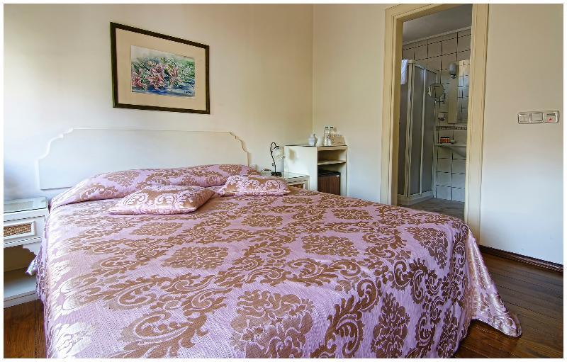 Minyon Hotel Antalya Eksteriør billede